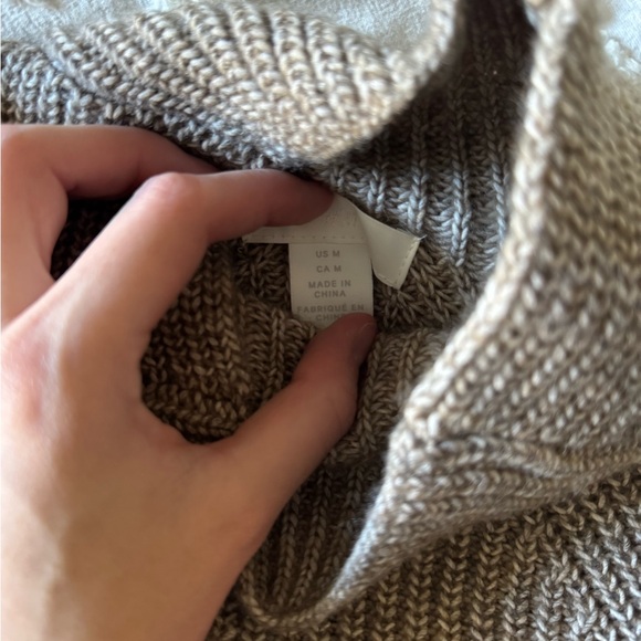 H&M - Picture 2 of 2